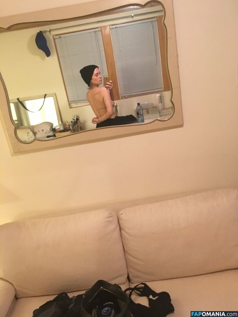 Addison Timlin Nahý Uniklá fotka #52