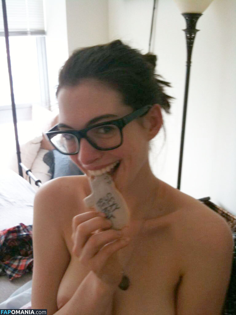 Anne Hathaway Nahý Uniklá fotka #9