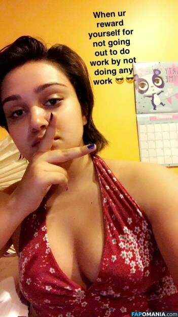 Ariela Barer Nahý Uniklá fotka #3