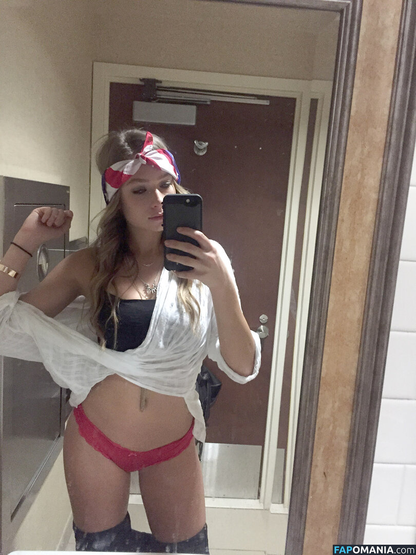 Ashlen Alexandra Nahý Uniklá fotka #16