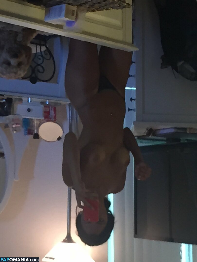 Ashley Hannawacker Nahý Uniklá fotka #11