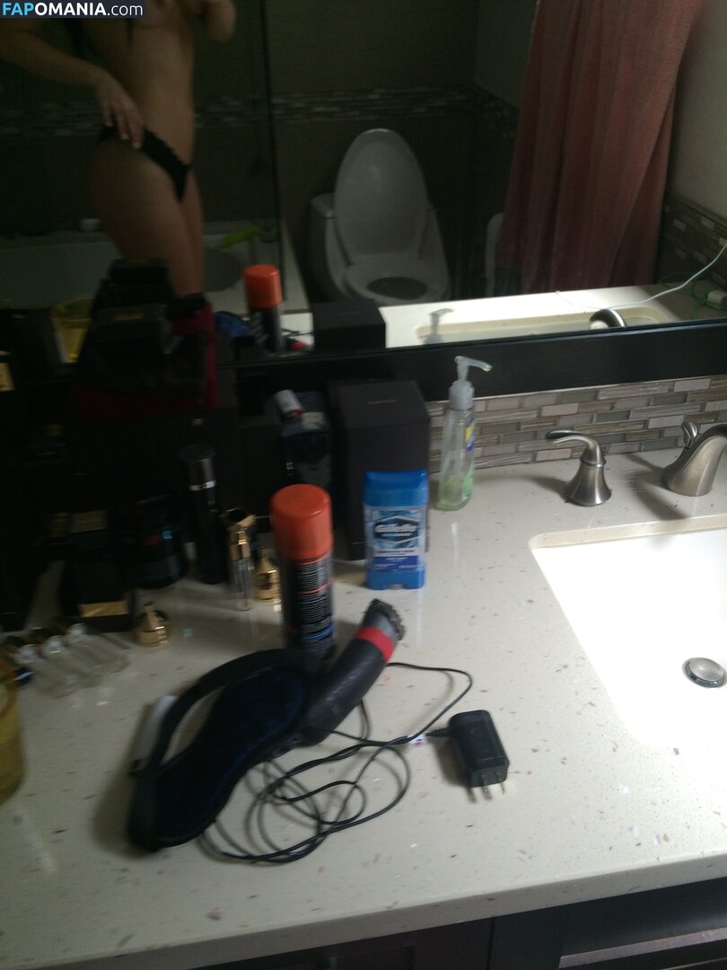 Ashley Mulheron Nahý Uniklá fotka #197