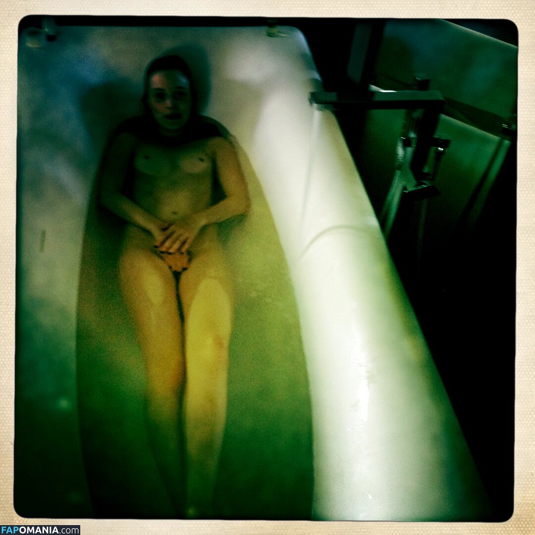 Bella Heathcote Nahý Uniklá fotka #6