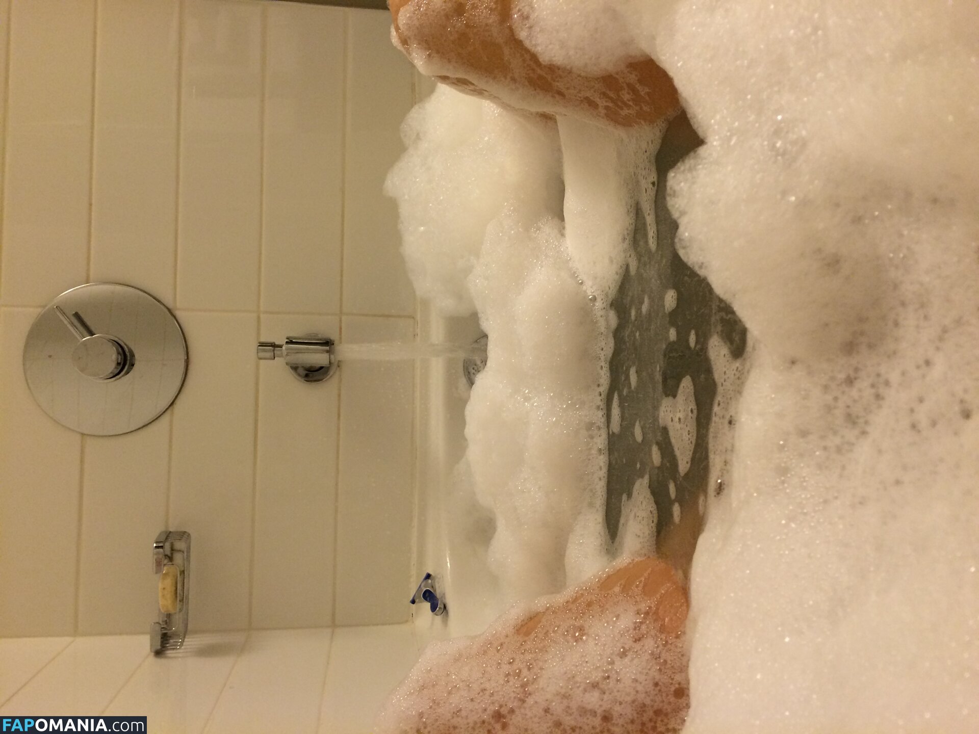 Britne Oldford Nahý Uniklá fotka #13