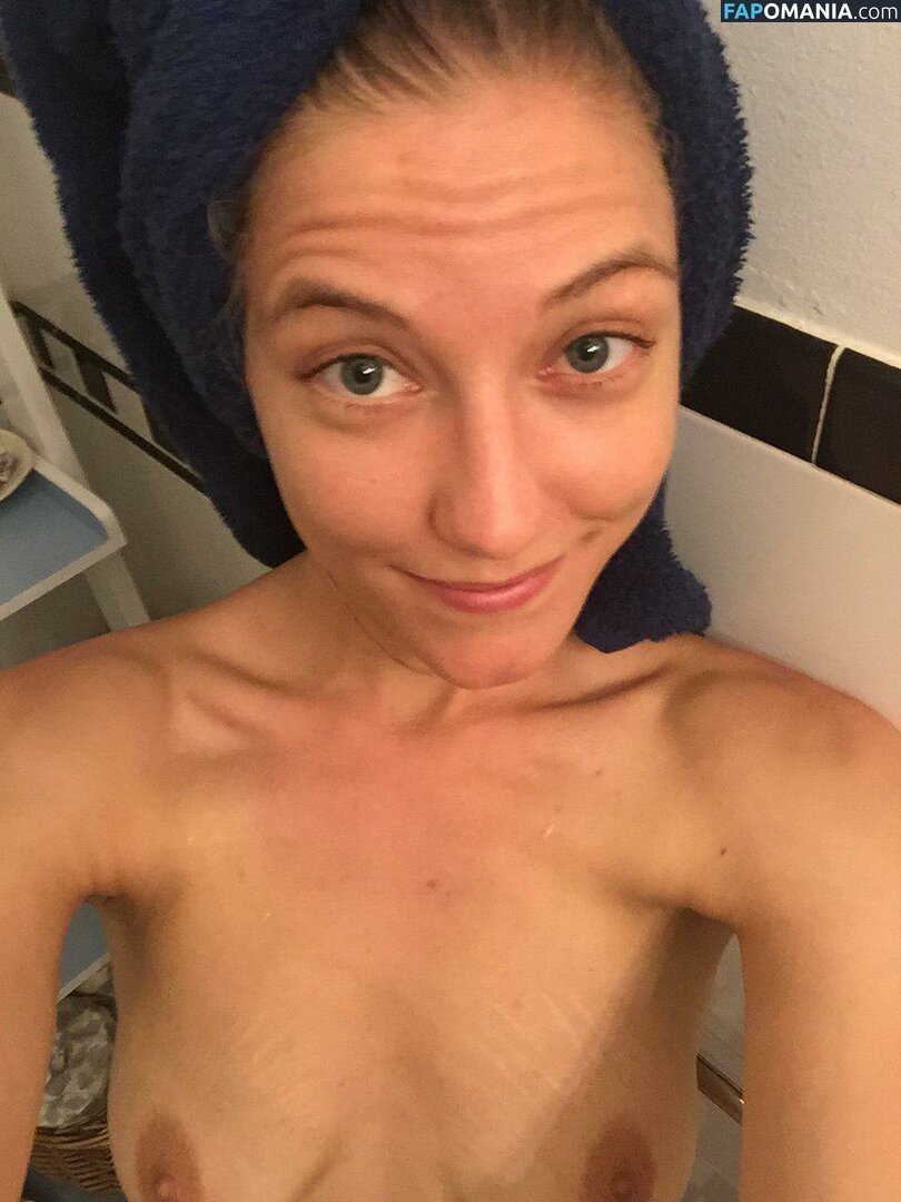 Caitlin Gerard Nahý Uniklá fotka #22