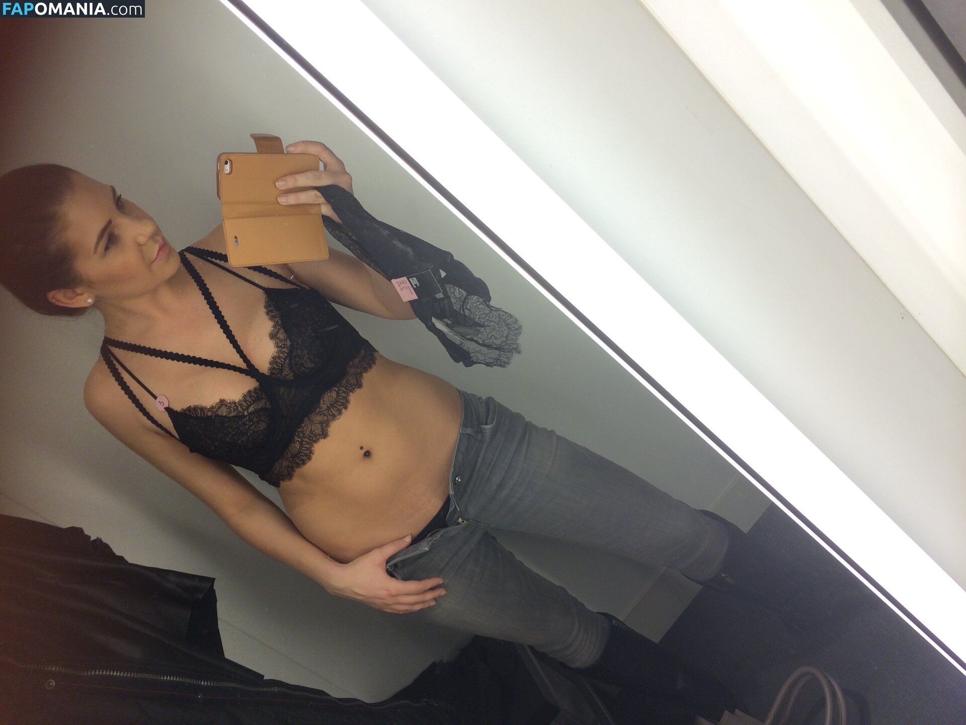 Carina Schwarz Nahý Uniklá fotka #20