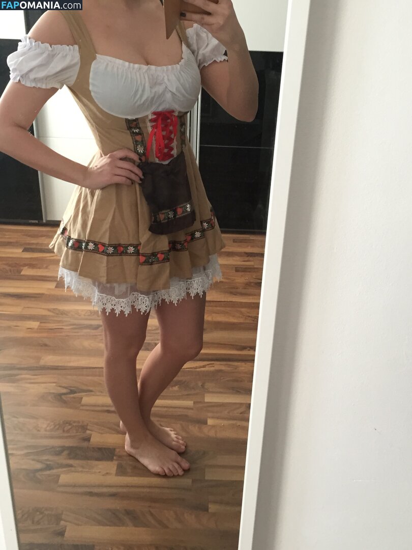 Carina Schwarz Nahý Uniklá fotka #165