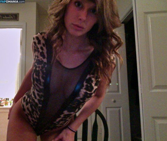 Carly Simmons Nahý Uniklá fotka #64