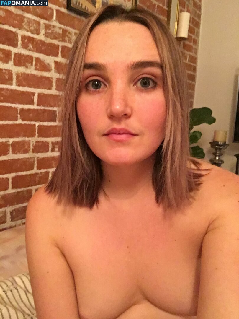 Chloe Fineman Nahý Uniklá fotka #17