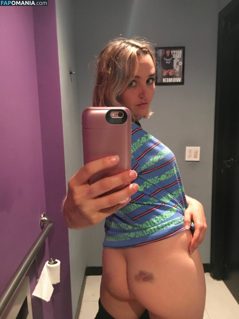 Chloe Fineman Nahý Uniklá fotka #30