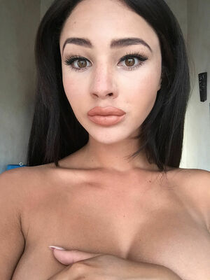 Courtnie Quinlan