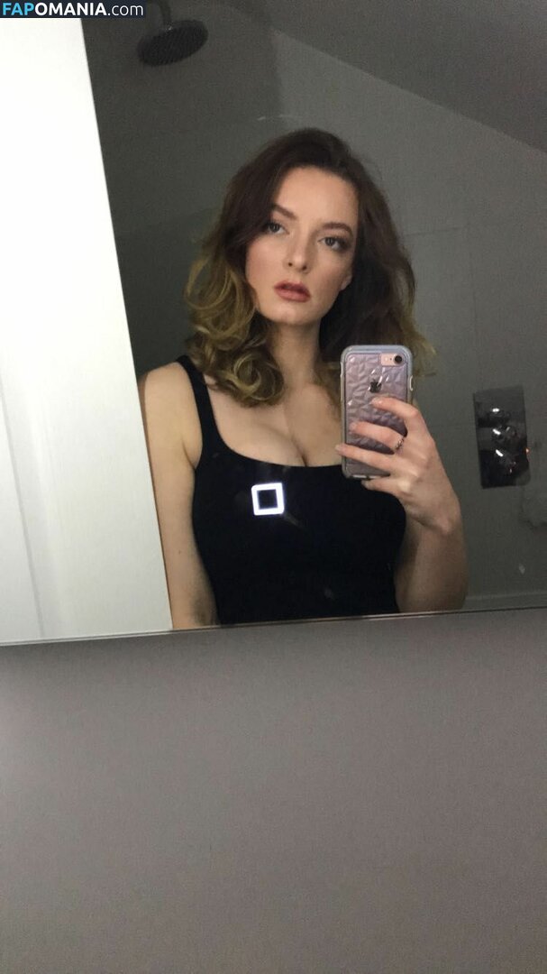 Dakota Blue Richards Nahý Uniklá fotka #9