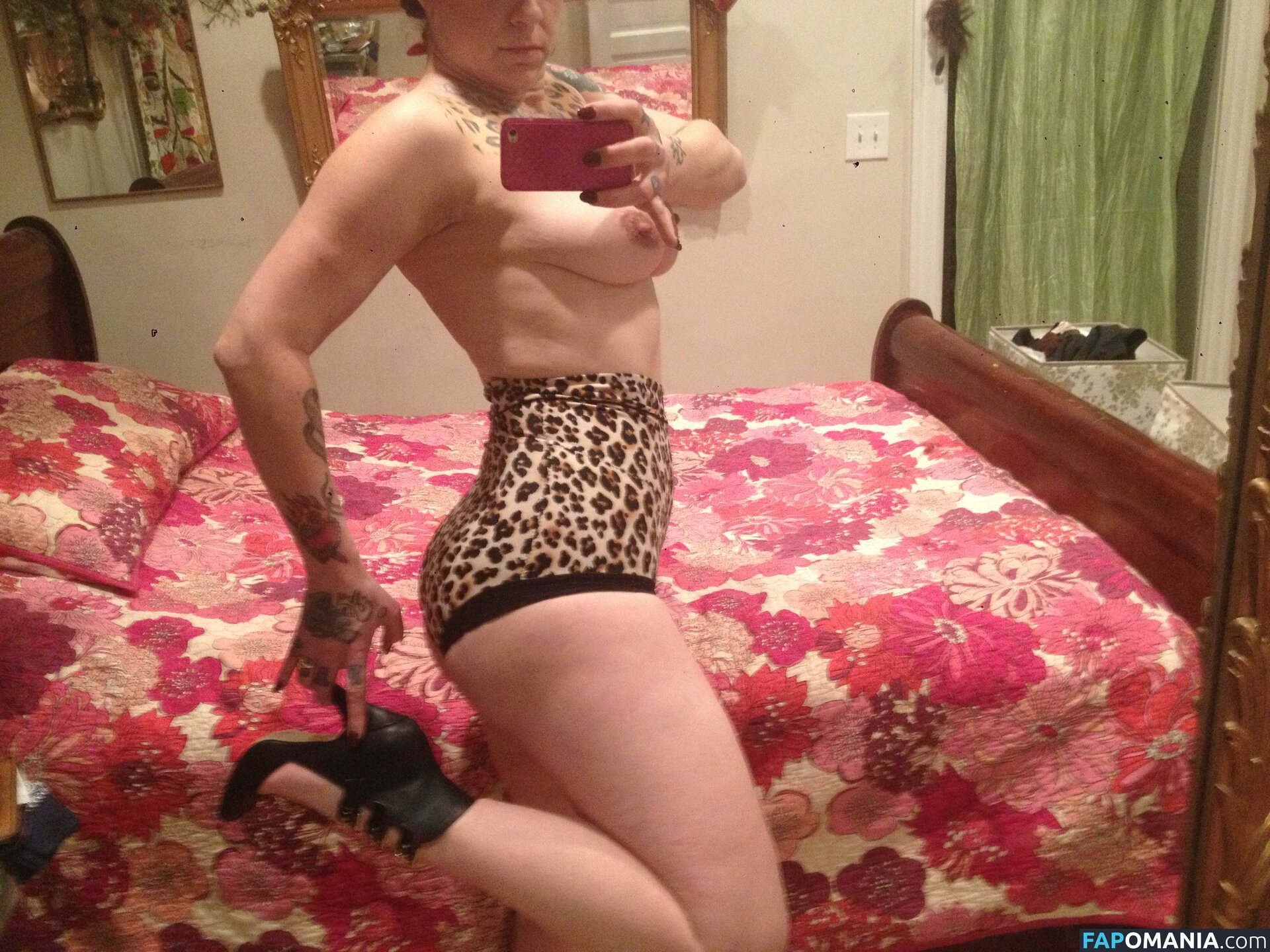 Danielle Colby Nahý Uniklá fotka #5