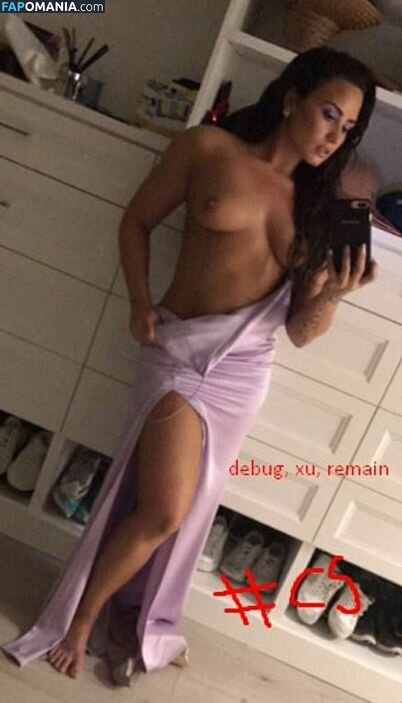 Demi Lovato Nahý Uniklá fotka #25