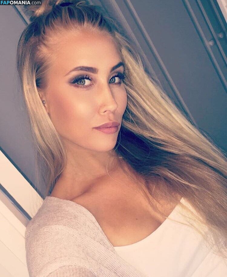 Emma Hernan Nahý Uniklá fotka #281