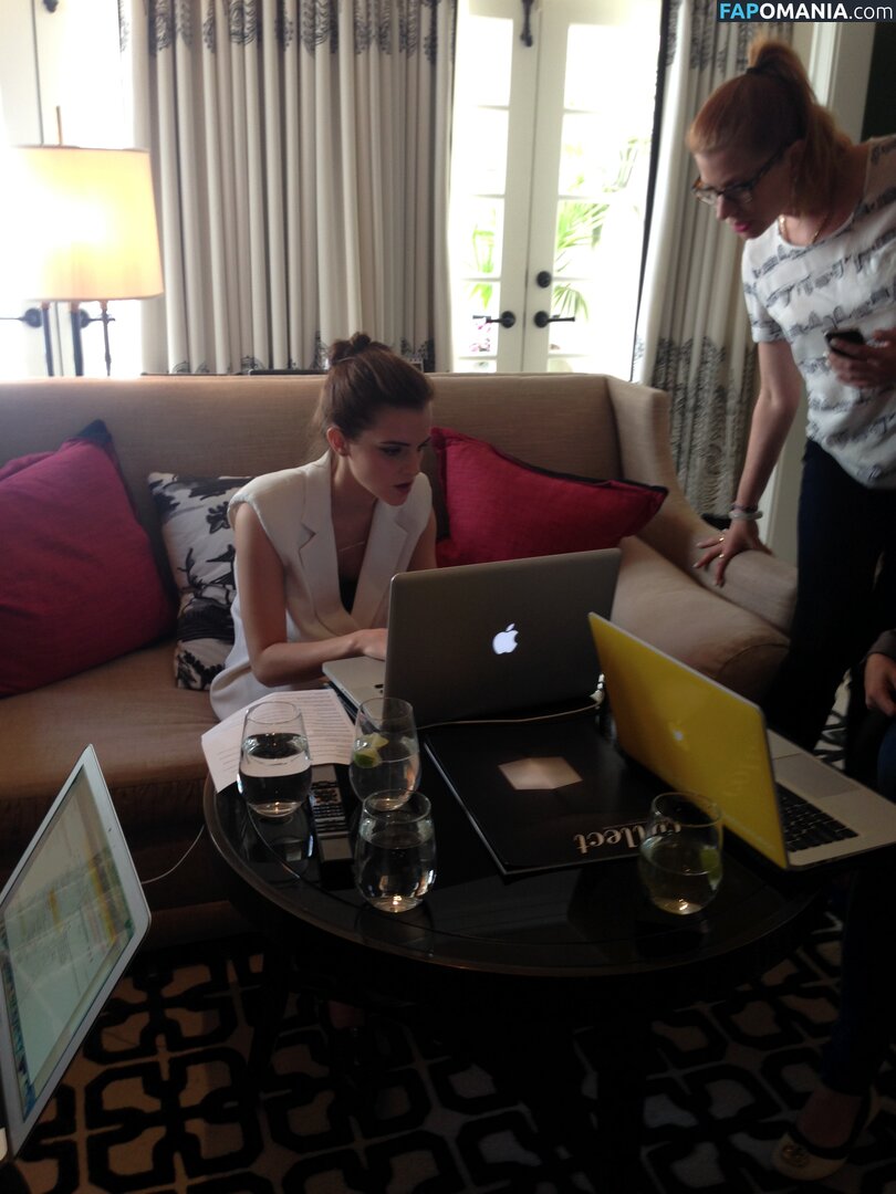 Emma Watson Nahý Uniklá fotka #113