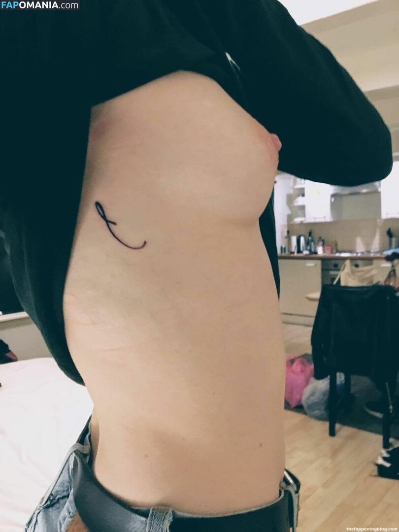 Fleur Geffrier Nahý Uniklá fotka #35