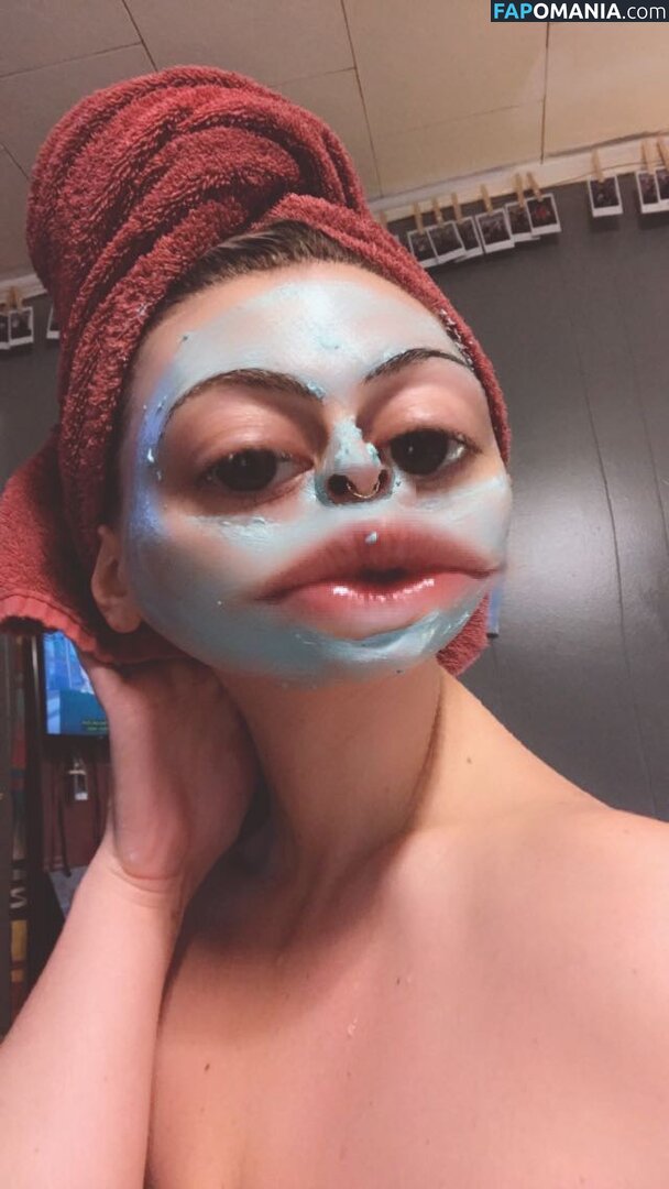 Hannah Schewel Nahý Uniklá fotka #6