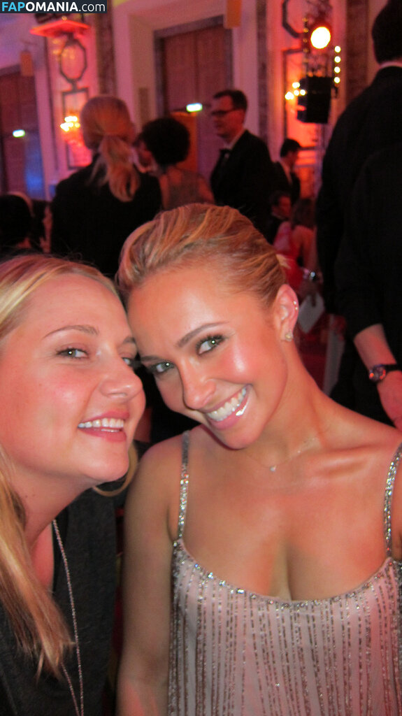 Hayden Panettiere Nahý Uniklá fotka #13