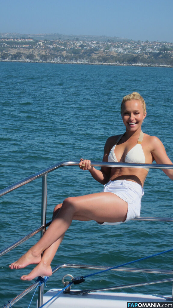 Hayden Panettiere Nahý Uniklá fotka #14