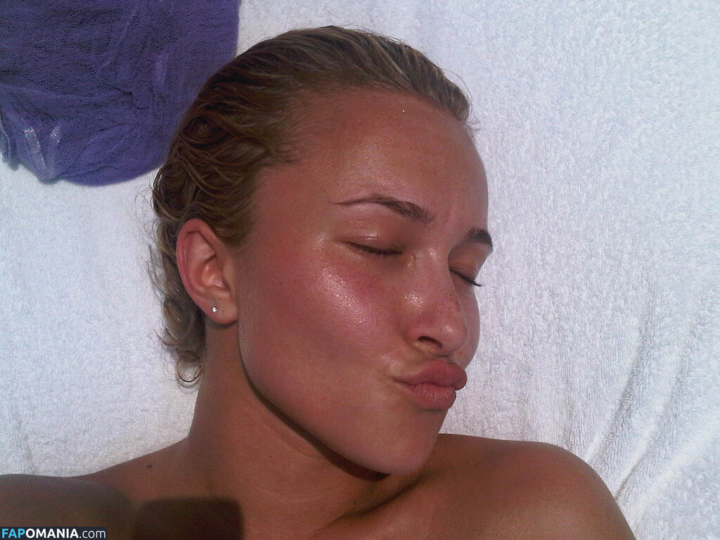 Hayden Panettiere Nahý Uniklá fotka #15
