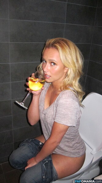 Hayden Panettiere Nahý Uniklá fotka #43