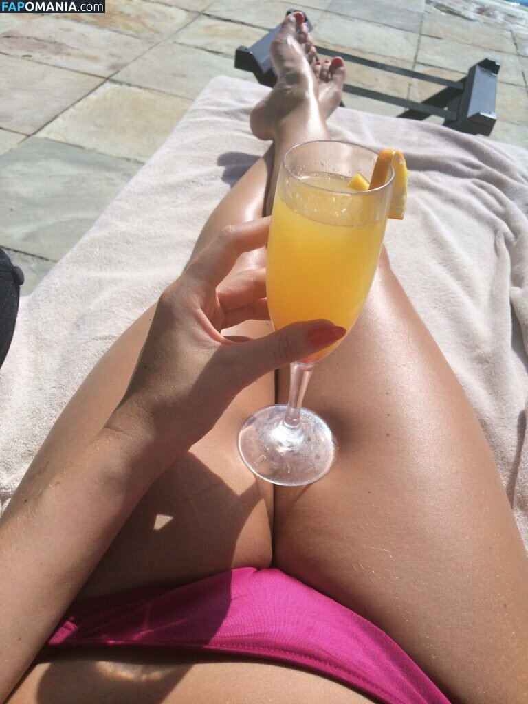 Jennifer Metcalfe Nahý Uniklá fotka #11