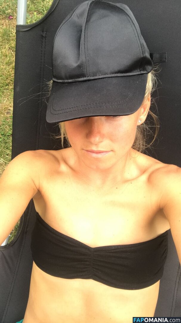 Julia Simic Nahý Uniklá fotka #11