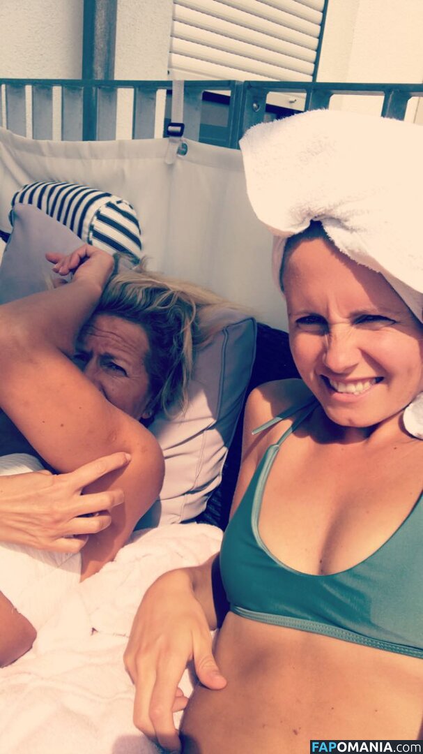 Julia Simic Nahý Uniklá fotka #13