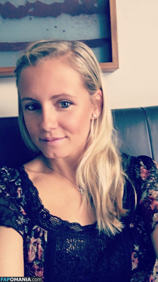 Julia Simic Nahý Uniklá fotka #49