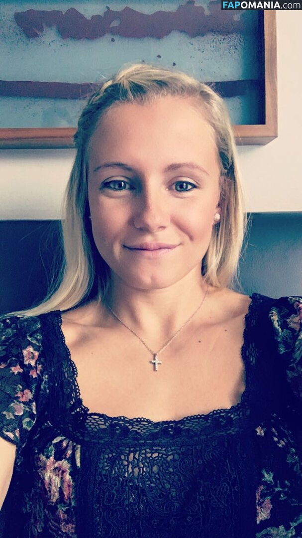 Julia Simic Nahý Uniklá fotka #50