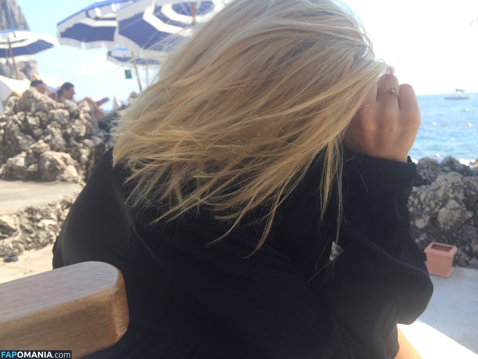 Lara Bingle Nahý Uniklá fotka #50