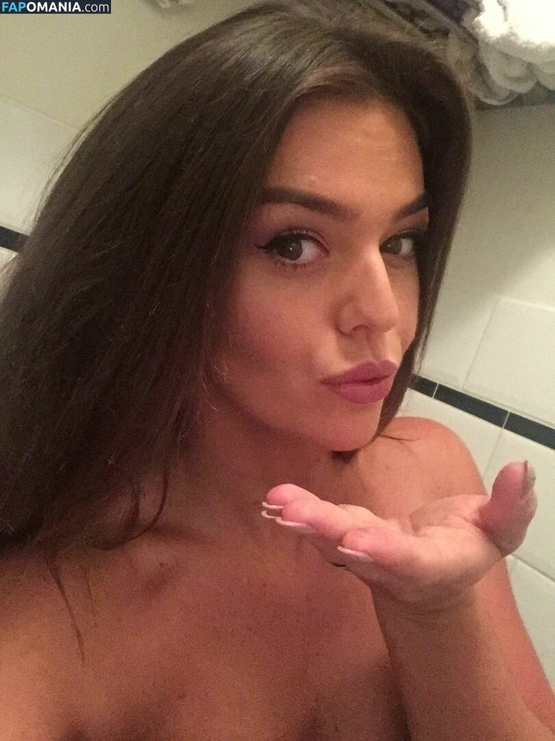 Laura Ponticorvo Nahý Uniklá fotka #15