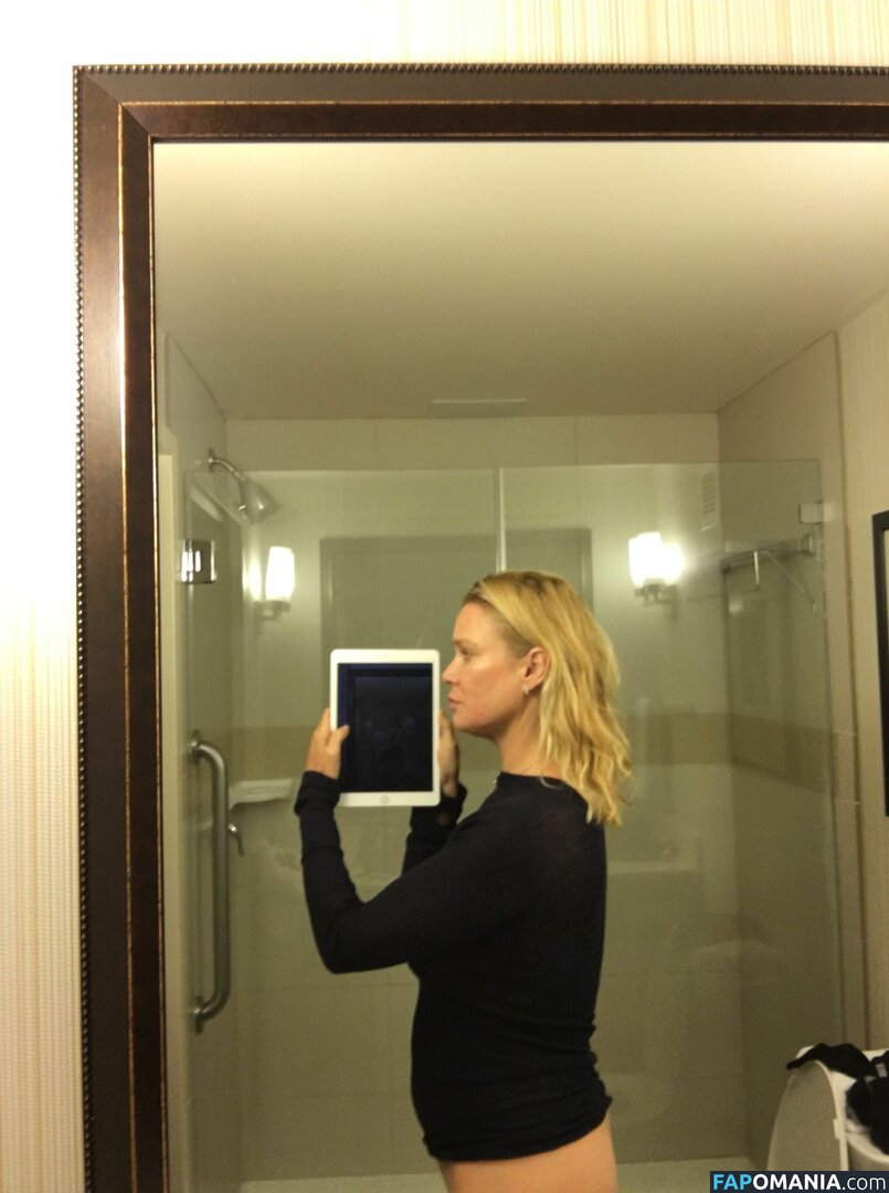 Laurie Holden Nahý Uniklá fotka #4