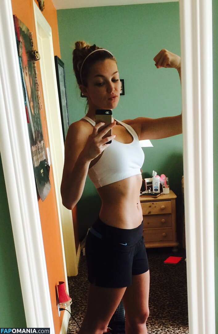 Lili Simmons Nahý Uniklá fotka #25