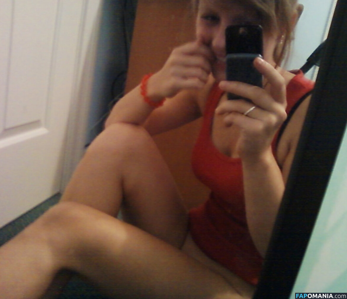 Melanie Laurent Nahý Uniklá fotka #2