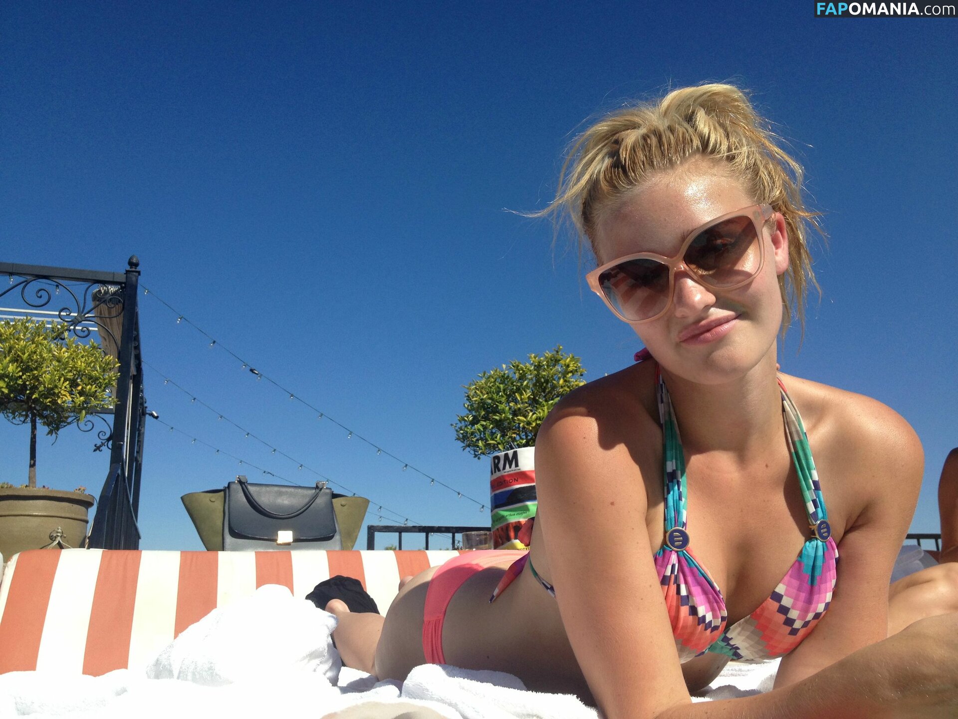 Michalka Sisters Nahý Uniklá fotka #1