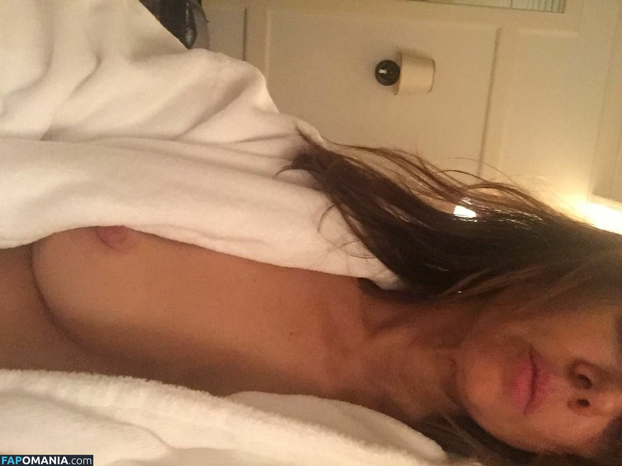 Natasha Leggero Nahý Uniklá fotka #12
