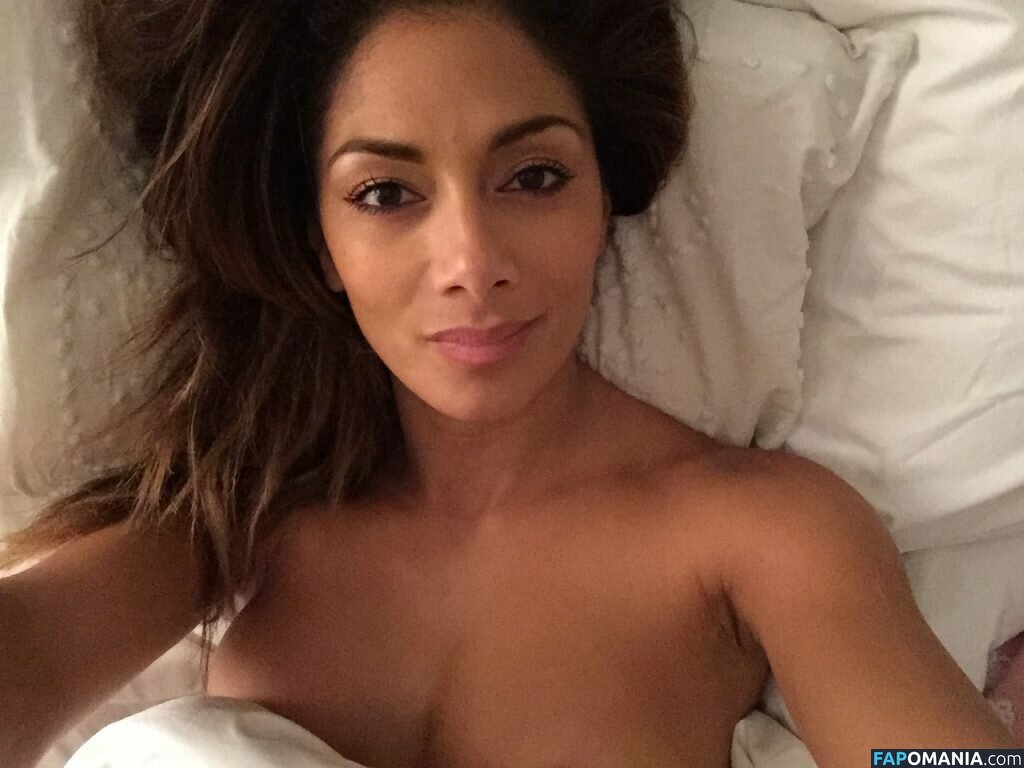 Nicole Scherzinger Nahý Uniklá fotka #3