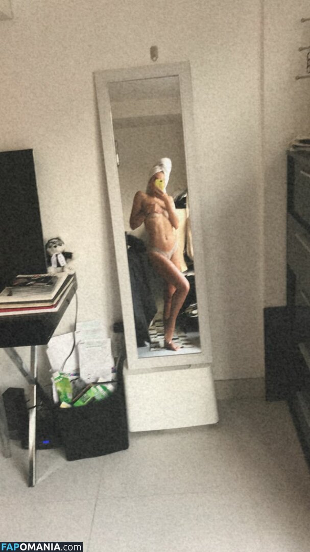 Noah Cyrus Nahý Uniklá fotka #91