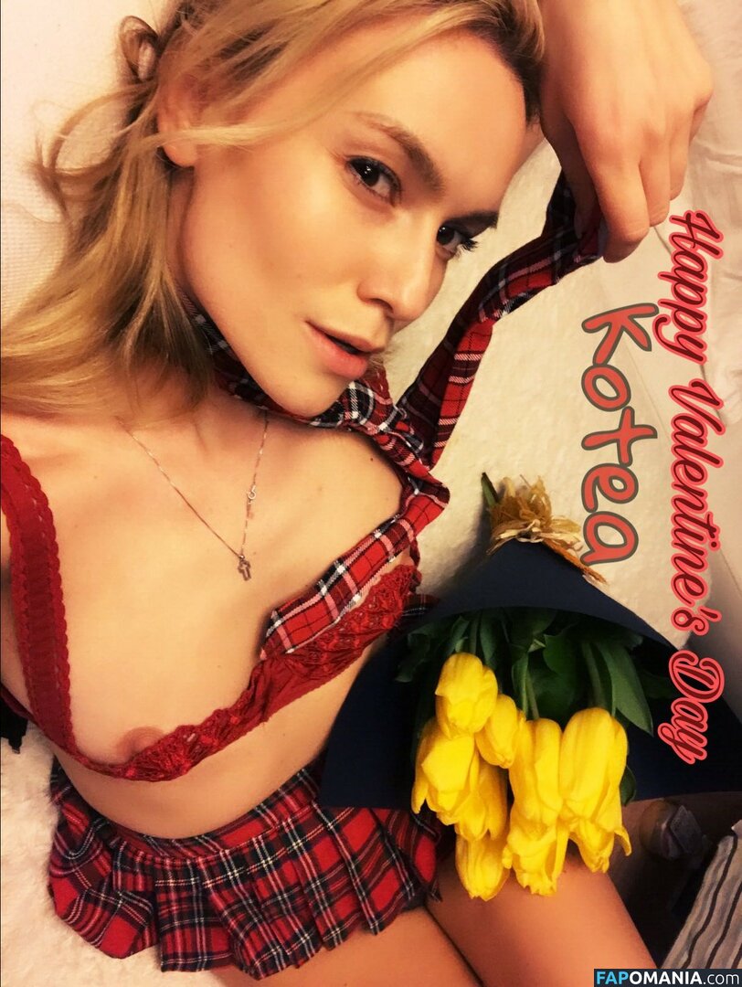 Olia Tira Nahý Uniklá fotka #24