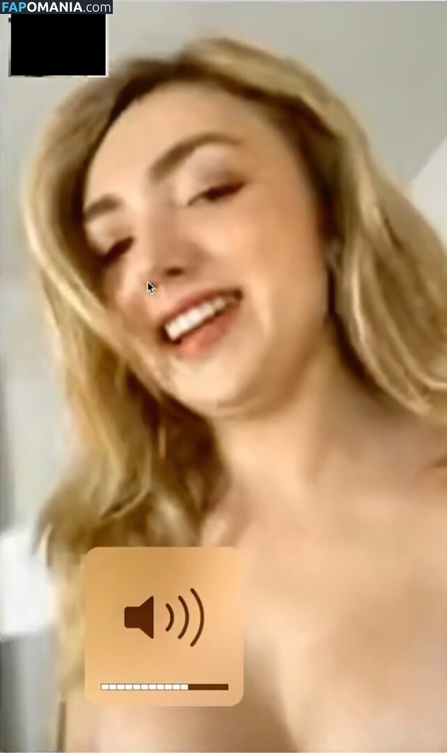 Peyton List Nahý Uniklá fotka #2