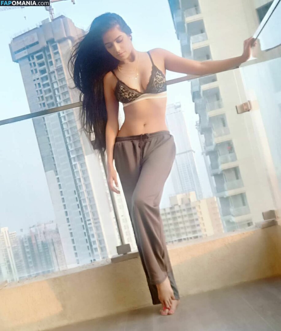Poonam Pandey Nahý Uniklá fotka #3