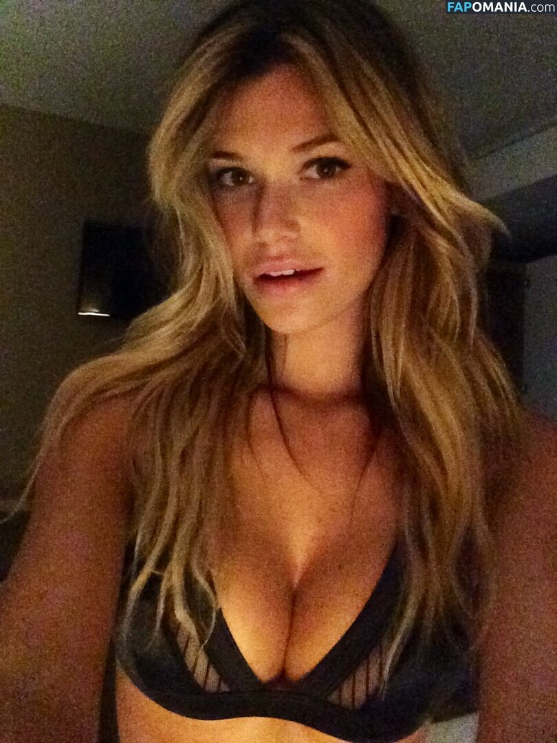 Samantha Hoopes Nahý Uniklá fotka #11