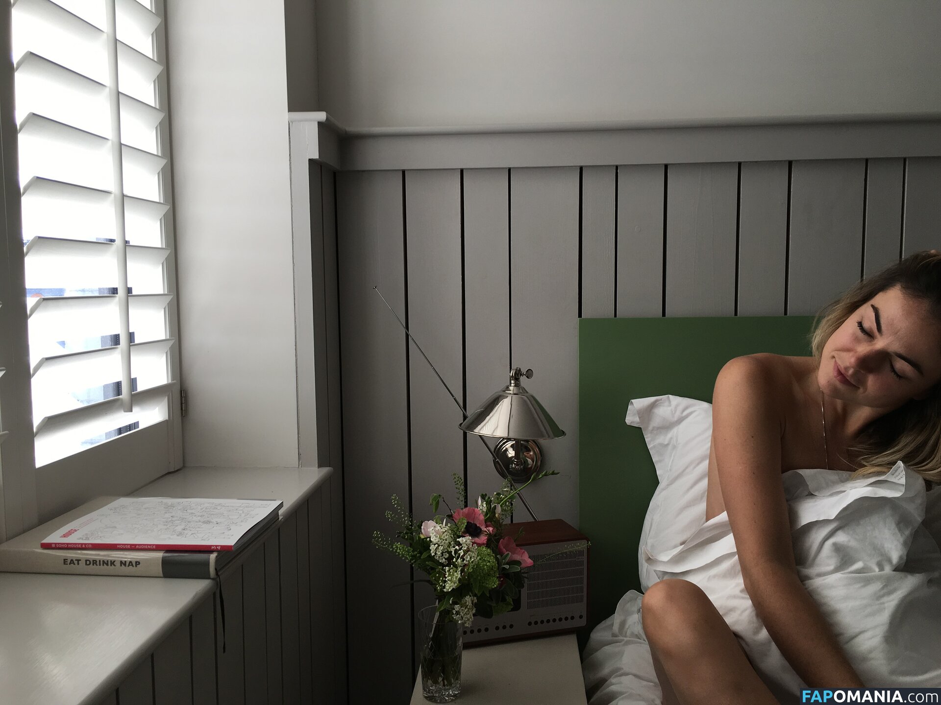 Serinda Swan Nahý Uniklá fotka #147