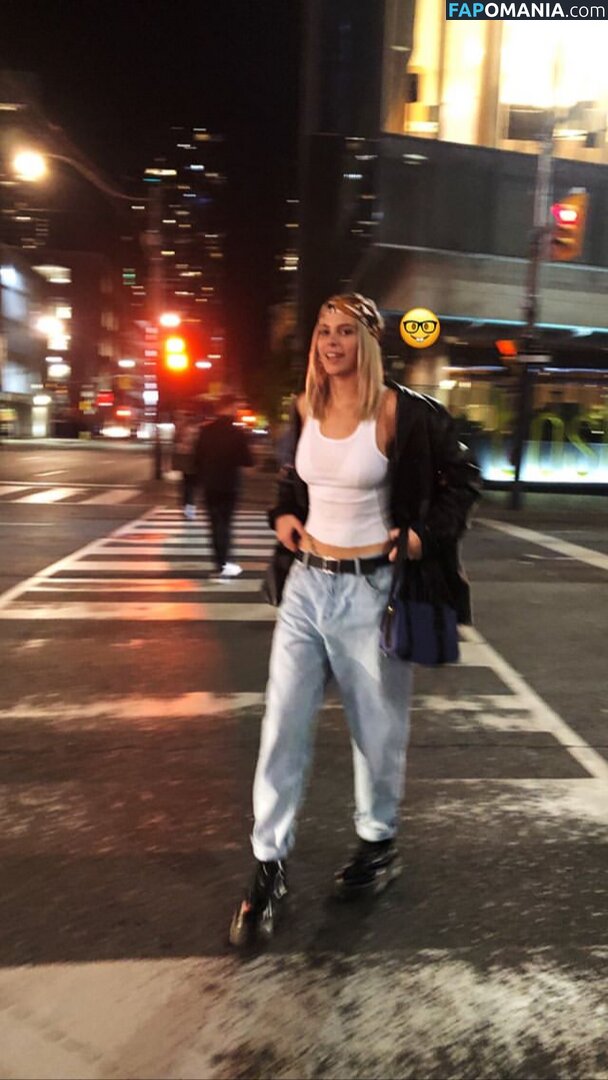 Sesil Karatantcheva Nahý Uniklá fotka #1