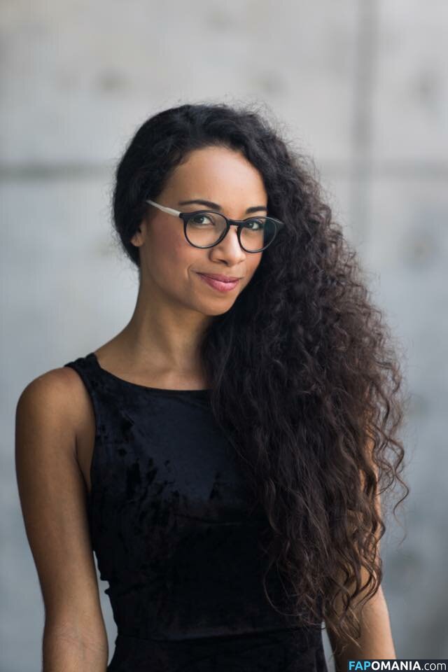 Shani Hamilton Nahý Uniklá fotka #6