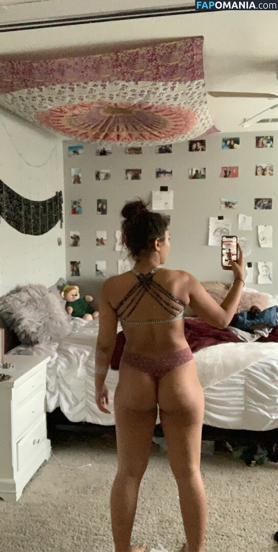 Sienna Mae Gomez / sienna_mae / siennamaegomez Nahý OnlyFans  Uniklá fotka #660