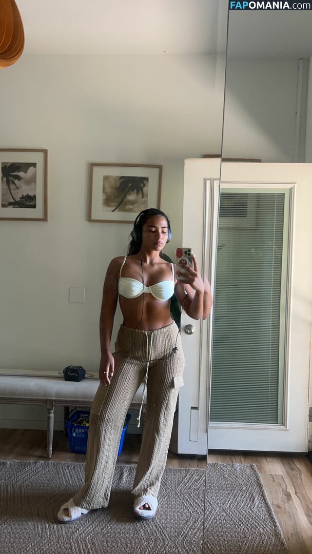 Sienna Mae Gomez / sienna_mae / siennamaegomez Nahý OnlyFans  Uniklá fotka #875