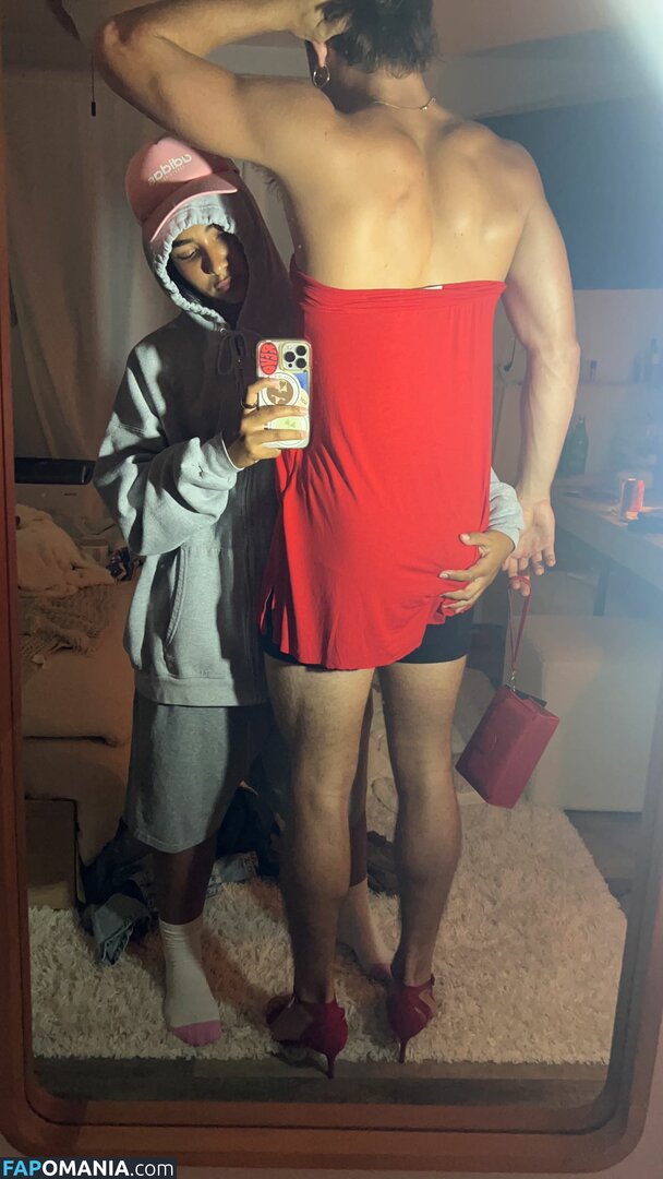 Sienna Mae Gomez / sienna_mae / siennamaegomez Nahý OnlyFans  Uniklá fotka #878
